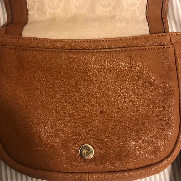 Tan Michael Kors cross-body bag - Picture 2 of 3